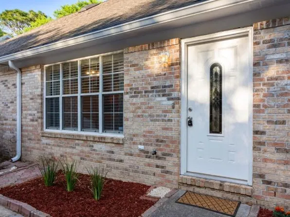 943 Ashley Ln Unit E, Fort Walton Beach, FL 32547
