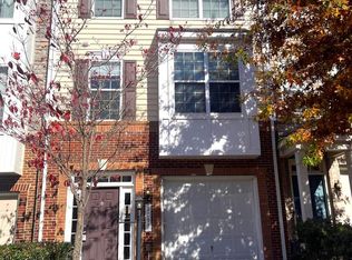 9097 Belo Gate Dr, Manassas Park, VA