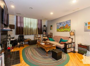 2840 W Lyndale St #1A, Chicago, IL 60647