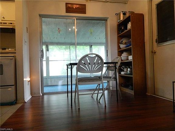 3rd image of 302 Lincoln Blvd