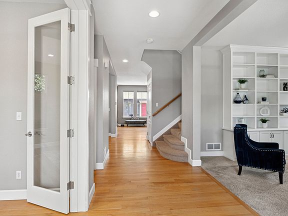3rd image of 2820 Xanthia Ct
