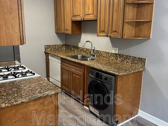 5th image of 3025 E 5th St APT 1