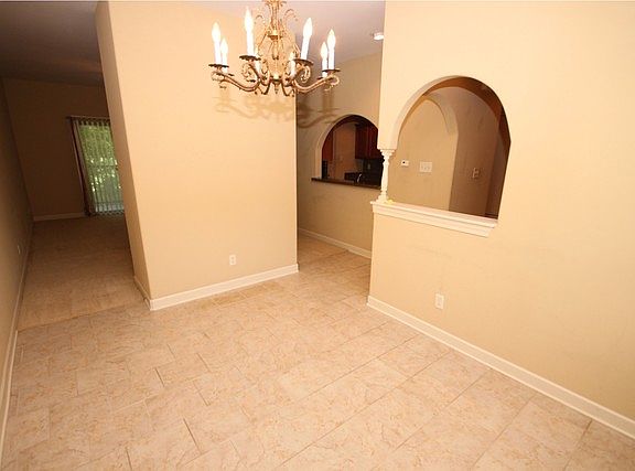 3rd image of 301 Kings Row Dr