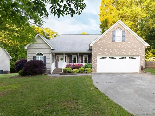 292 Montclair Dr, Advance, NC 27006