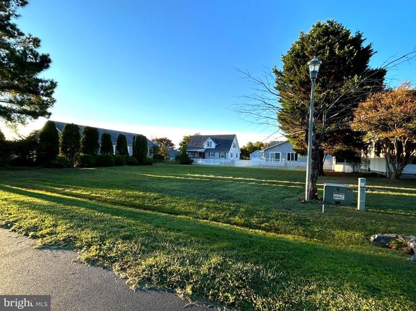 1 Hemlock Dr, Frankford, DE 19945