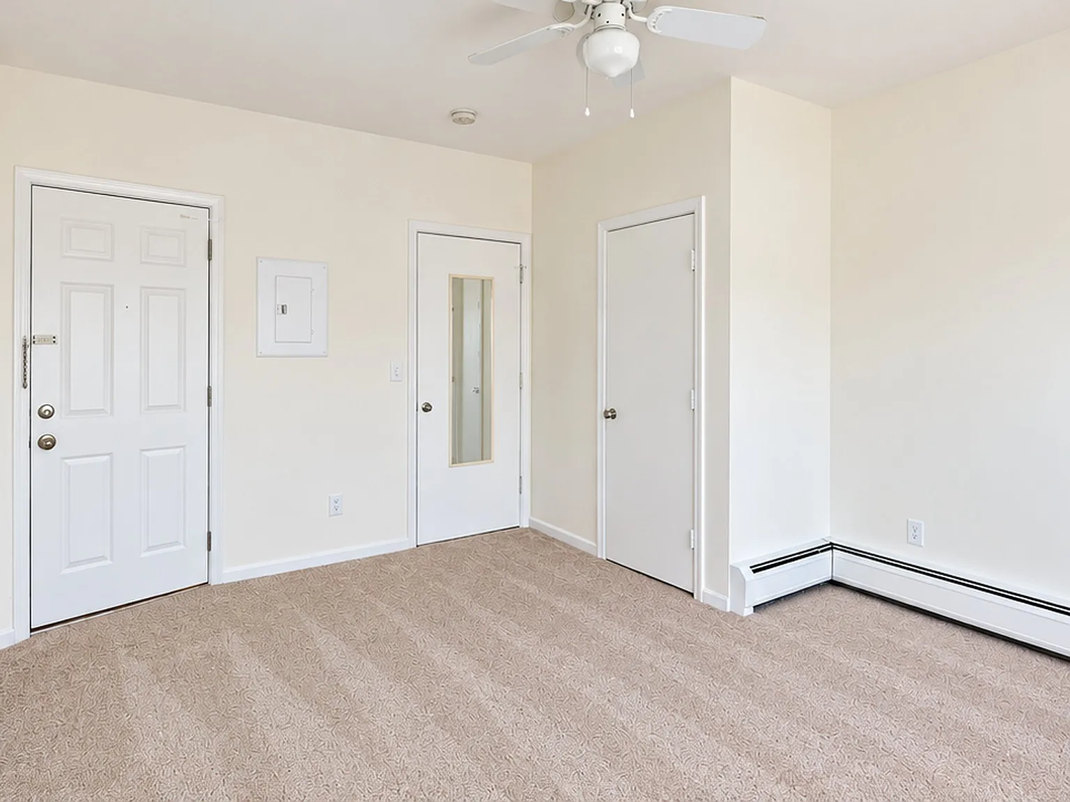372 Union St — Photo 4