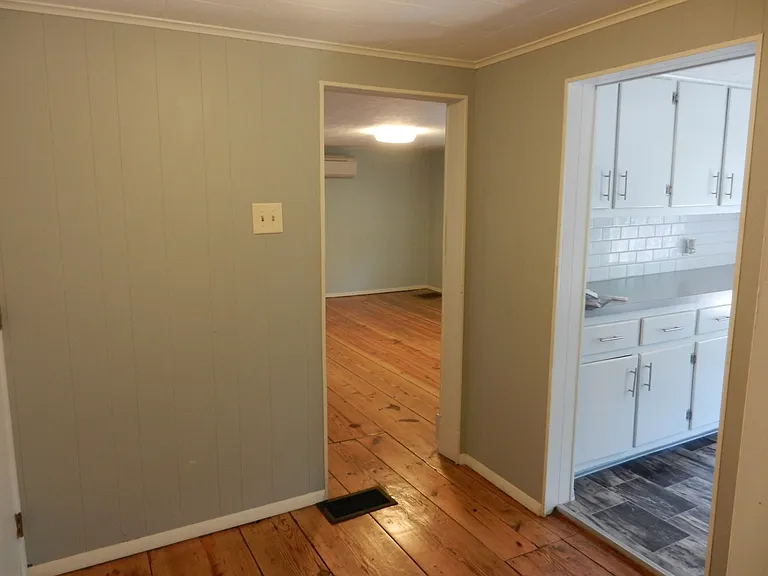 69 E Louther St #C — Photo 7