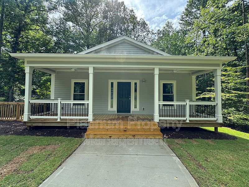 1st image of 8004 Beachwood Dr