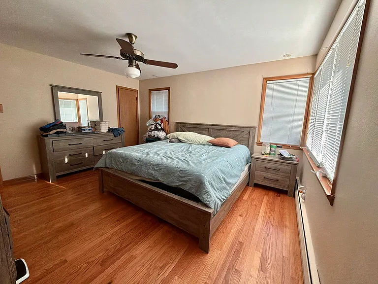 37235 N Hillside Dr — Photo 9