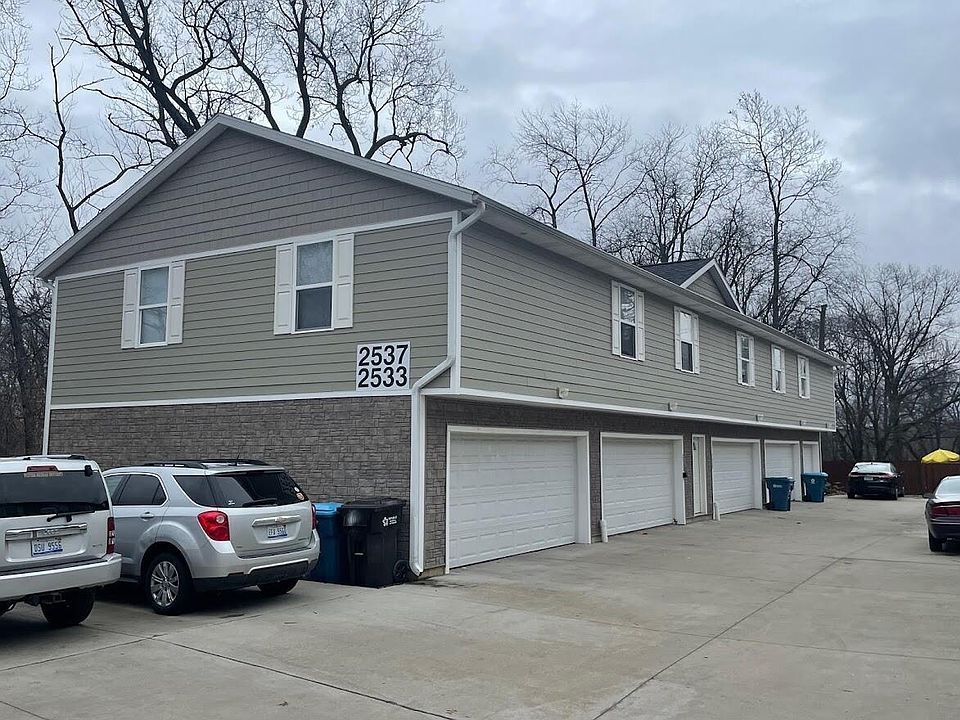 1st image of 2533 Redwood Ave