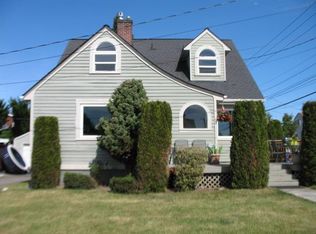 615 N Monroe St, Tacoma, WA 98406