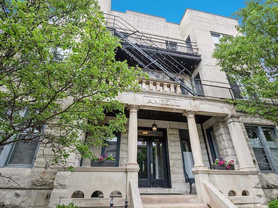1st image of 1714 W Leland Ave #2F