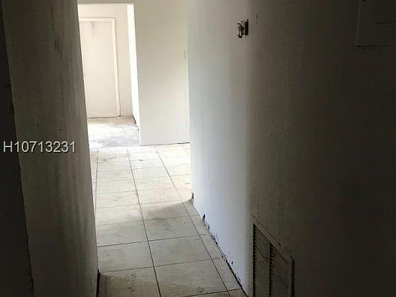 5th image of 1891 NW 33rd Ave