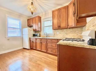 31-38 28th Rd #1, Astoria, NY 11102