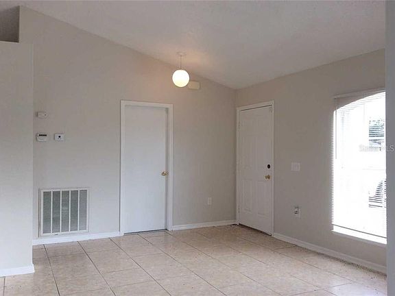3rd image of 806 Gila Way