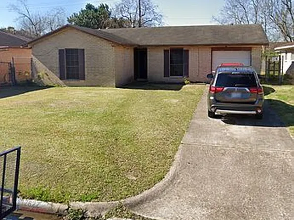 12822 Southbridge Rd, Houston, TX 77047