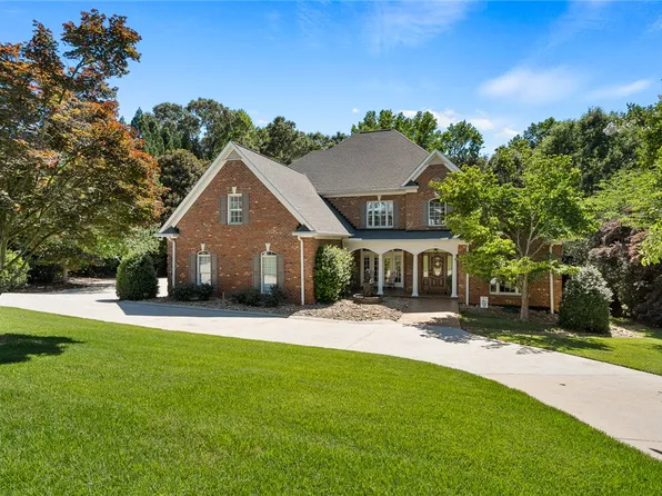 200 Graylyn Dr, Anderson, SC 29621