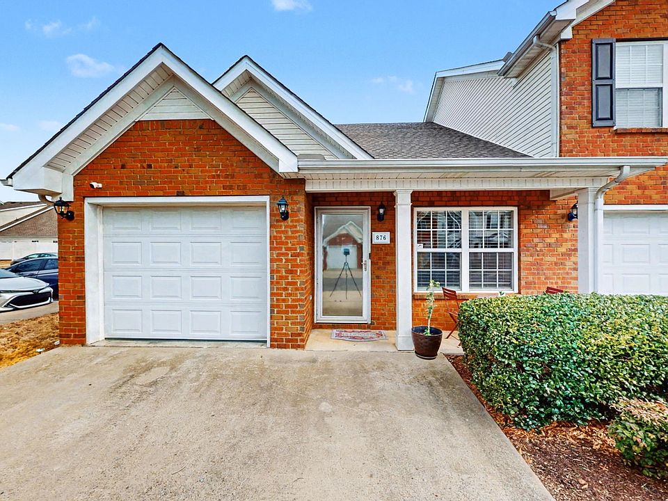 1st image of 876 Wolves Den Pl