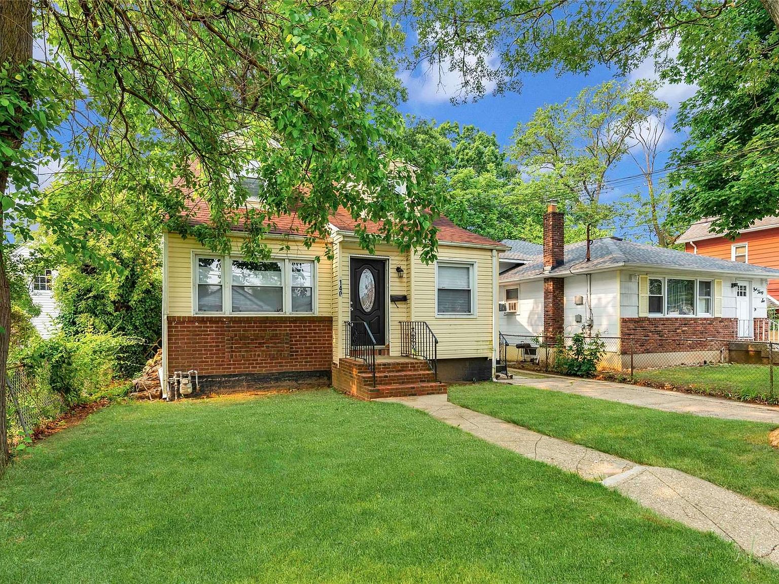 140 Weir Street, Hempstead, NY 11550 Zillow