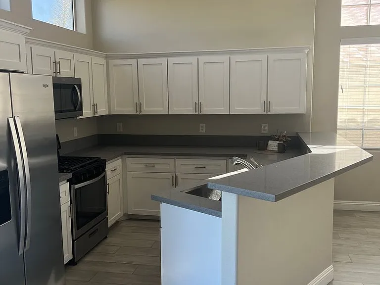 2316 Ramsgate Dr — Photo 4