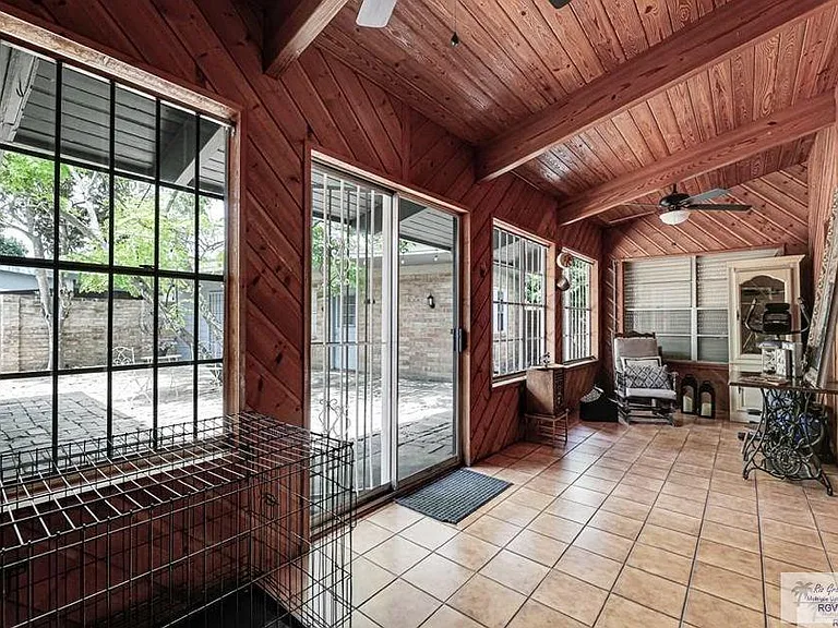 465 Calle Retama — Photo 12