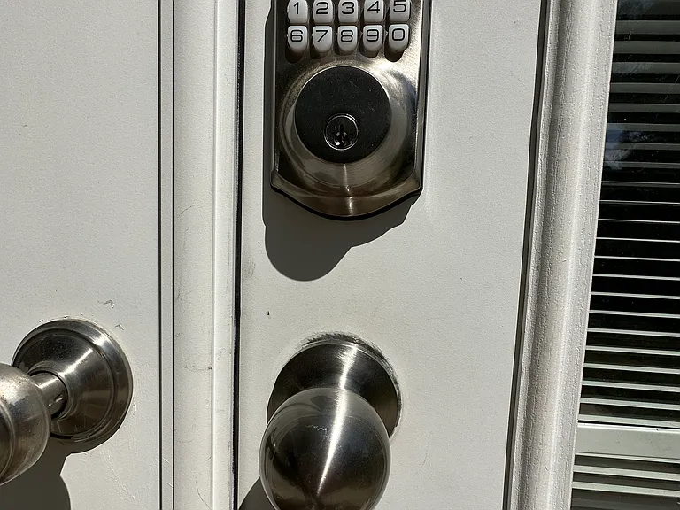 735 N 1200 E #B — Photo 10
