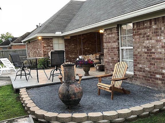 4th image of 612 Oak Park Cir