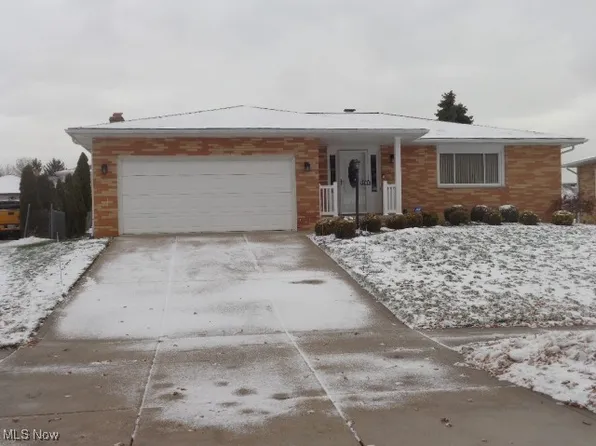 5906 Williston Dr, Parma, OH 44129