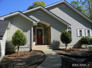 218 Winding Creek Ln, Columbus, NC 28722