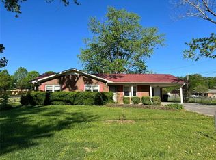 103 Holly Dr SW, Calhoun, GA 30701