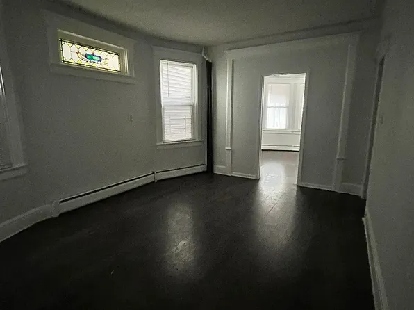 139 Wegman Pkwy, Jersey City, NJ