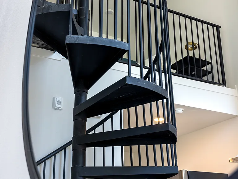 Studio30 Residences — Photo 11
