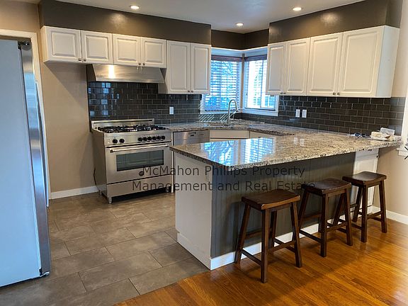 5th image of 2329 Murieta Way