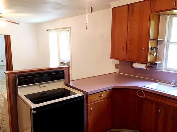5th image of 1408 Avenue J