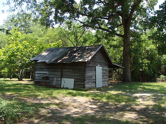 5th image of 8170 S Marcus St