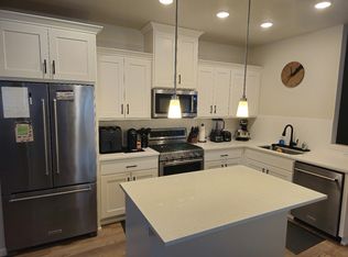 8086 SE Blanton St, Hillsboro, OR 97123