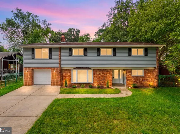 9317 Woodberry St, Lanham, MD 20706