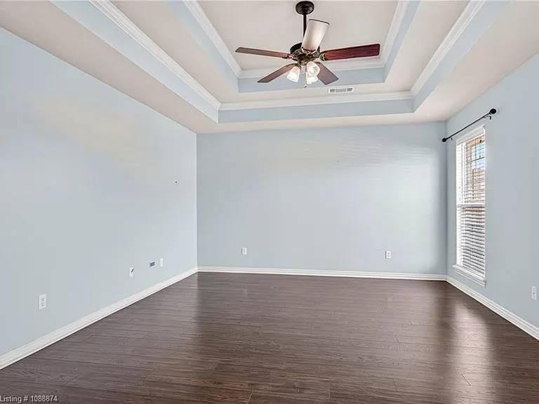 3725 Colfax Way — Photo 28