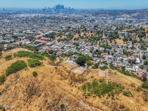 2929 Amethyst St, Los Angeles, CA 90032