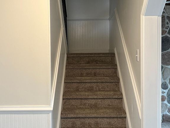 5th image of 1050 Brinker Dr
