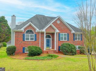 1945 Morgan Dr, Cumming, GA 30040