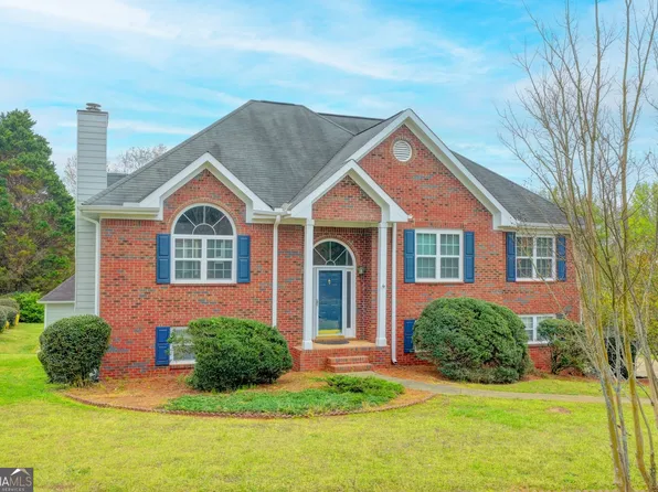 1945 Morgan Dr, Cumming, GA 30040