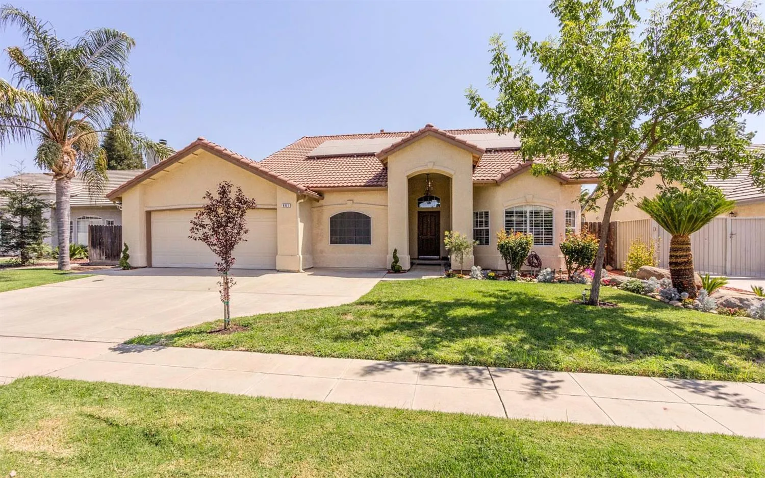 801 Pistachio Ave photo 1