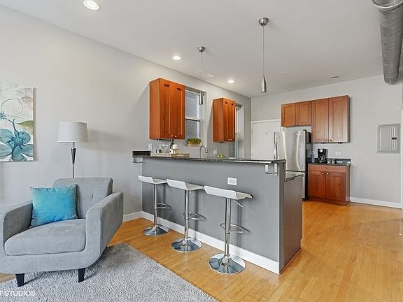 5th image of 2649 W Haddon Ave APT 2N