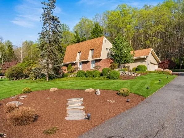 72 Bald Eagle Rd, Allamuchy Twp., NJ 07840