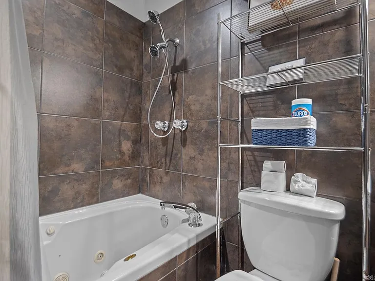 7001 Blue Bird Dr — Photo 22