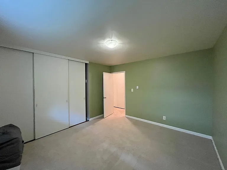 414 Boulevard St #202 — Photo 17