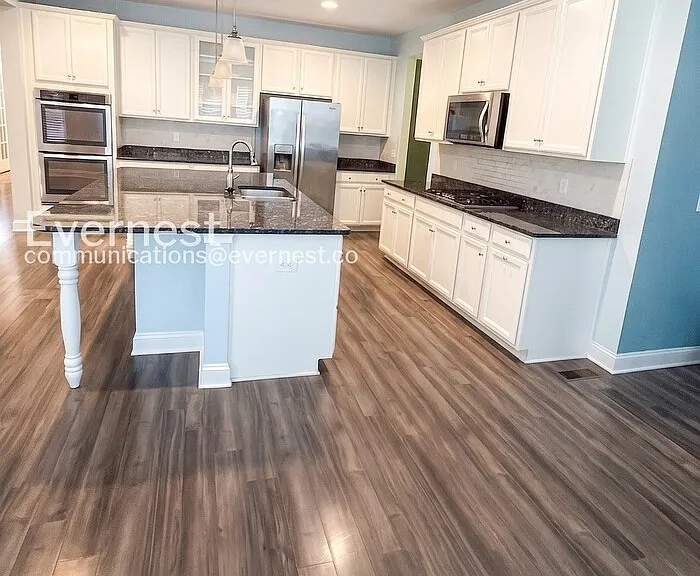 1735 Hudgins Farm Cir — Photo 6