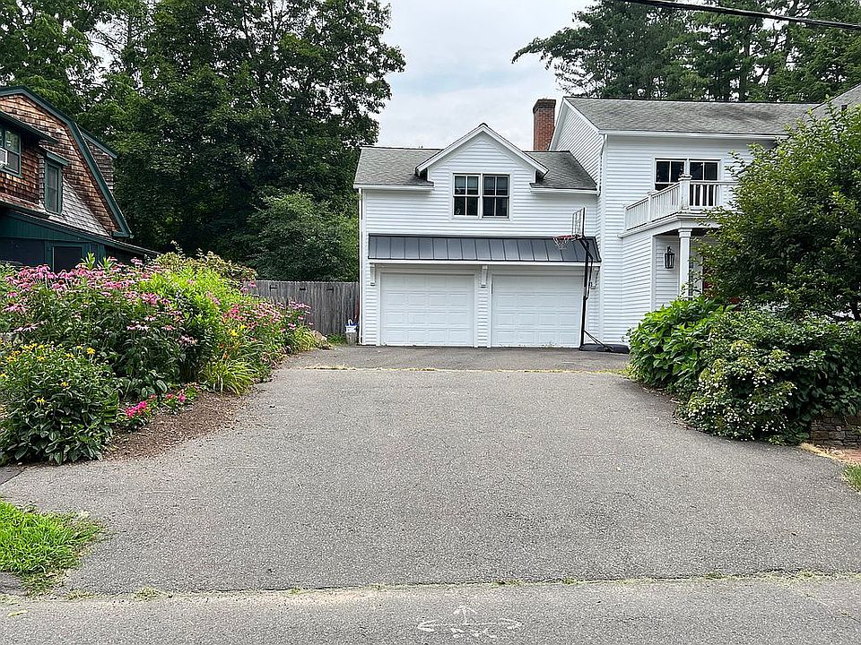 2nd image of 13 Colton St