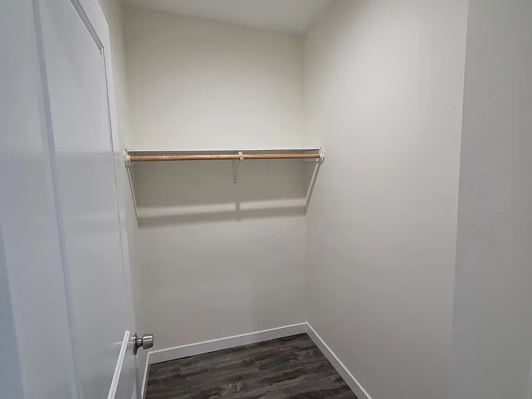 668 S Keenan Ave #C — Photo 6